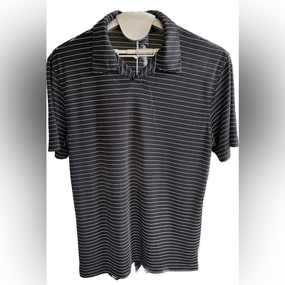 Studio Y.M.L.A beautiful Polo Shirt soft fabric, breathable (Size Medium)